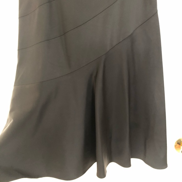 Black Sleeveless Cocktail Dress - Picture 3 of 9